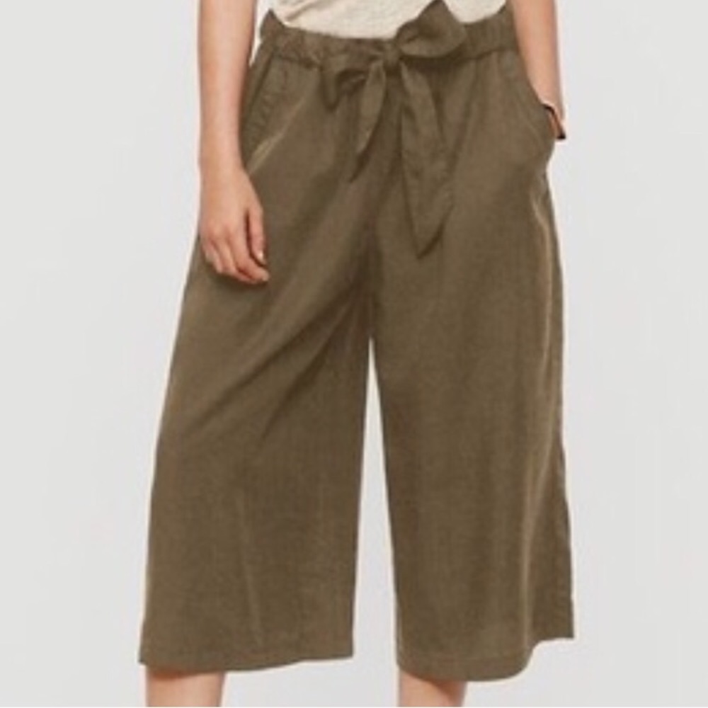 Lou & Gray Wide leg Olive cropped Pants